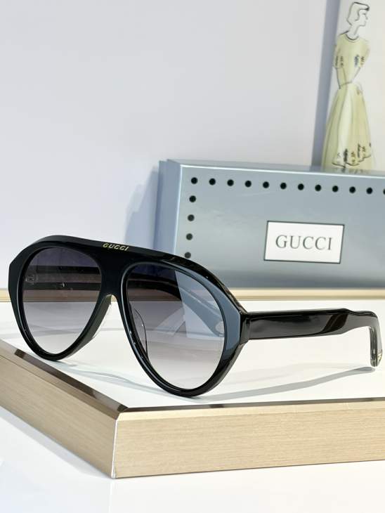 Picture of Gucci Sunglasses _SKUfw79683649fw
